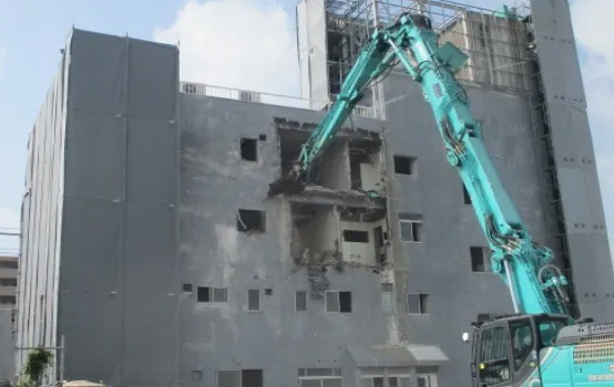 大手化学薬品メーカー　解体および土壌汚染対策案件竣工報告